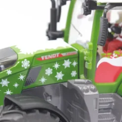 Fendt Christmas Tractor