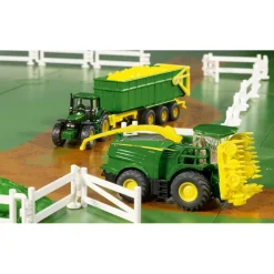 Mini John Deere 8500i Forage Harvester
