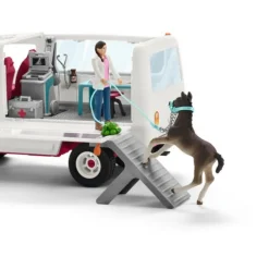 Mobile Vet with Hanoverian Foal
